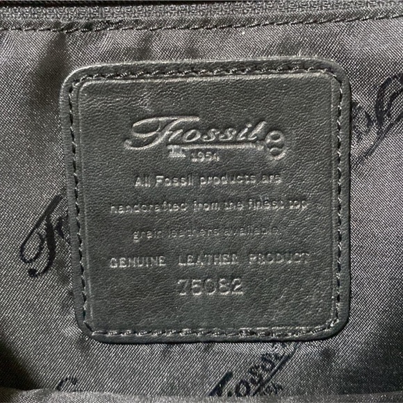 Fossil classic vintage crossbody bag - Picture 4 of 9